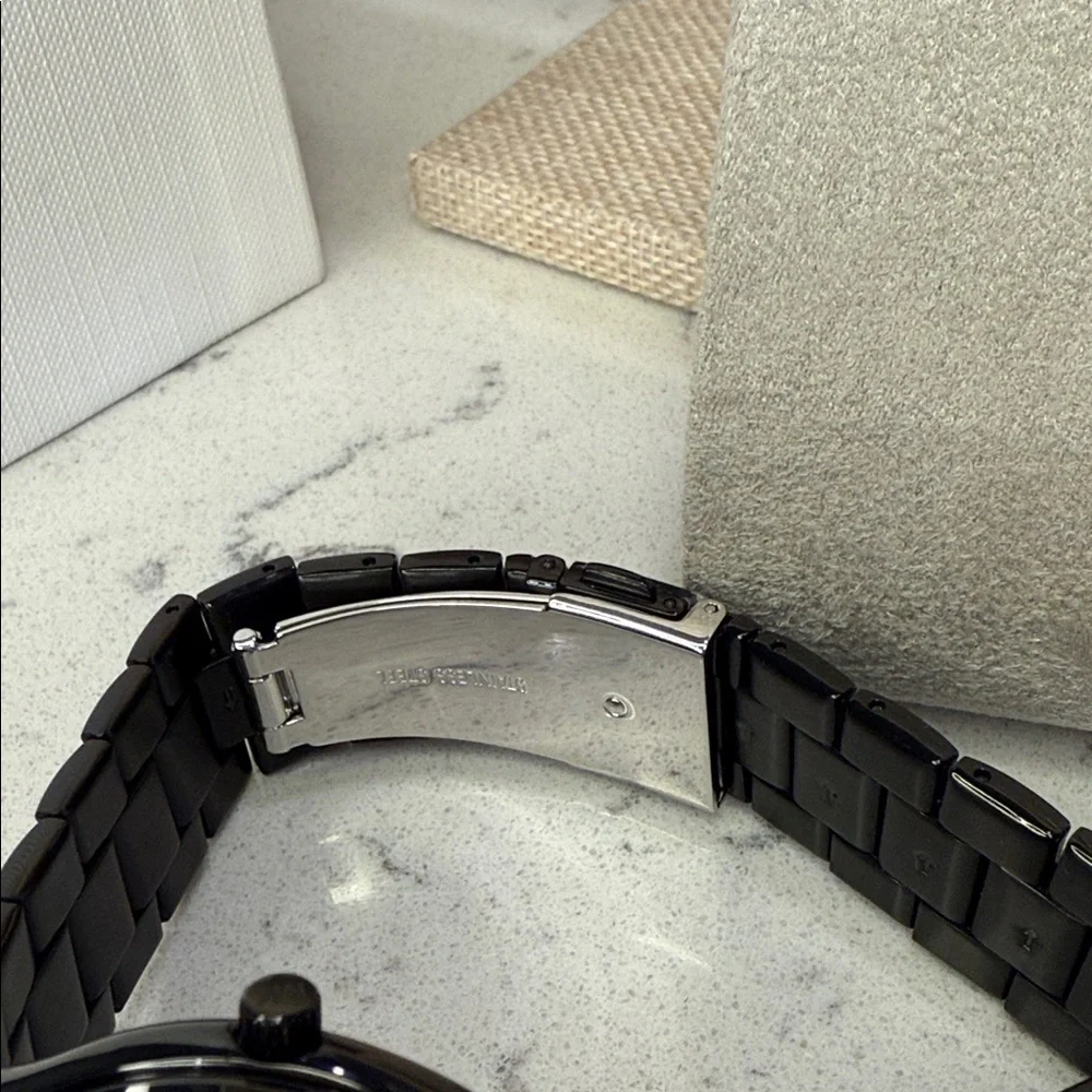 Michael Kors Women's Slim Runway Three-Hand Black Stainless Steel Watch 42mm